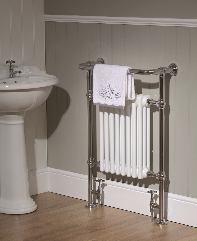 Anton 1 950 x 660 Heated Towel Rail